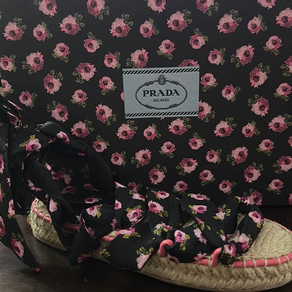 Prada Calzature Donna Twill Rose Size 37.5 NEW - Picture 1 of 6